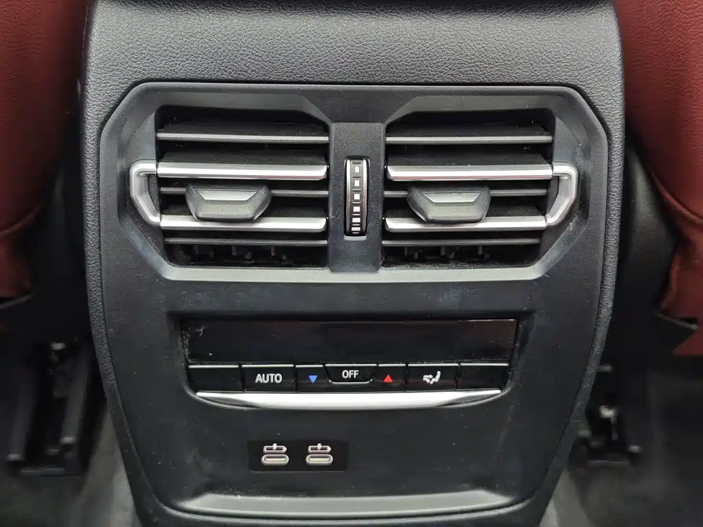 BMW 3 Series 2021 — фото 12