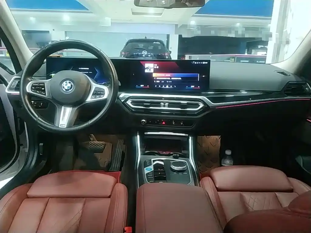 BMW i3 2024 — фото 10