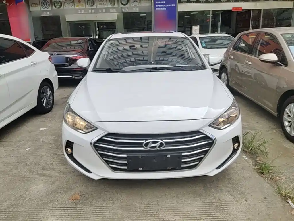 Hyundai Celesta 2018 — фото 3