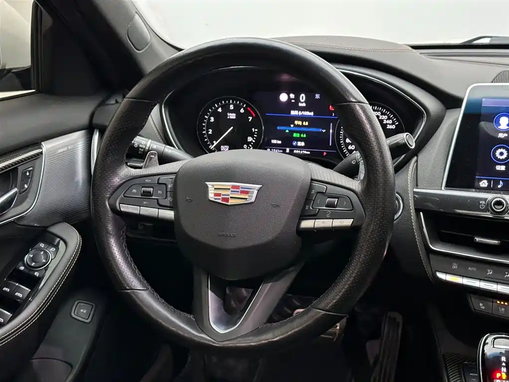 Cadillac CT5 2020 — фото 12