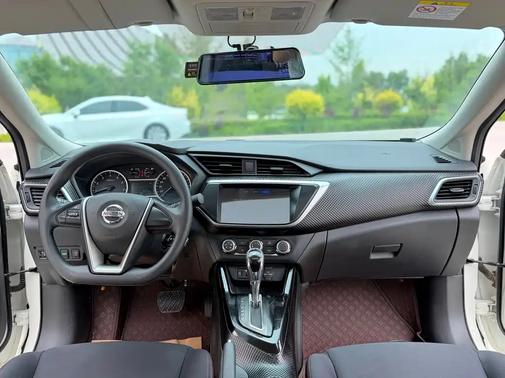 Nissan Bluebird 2022