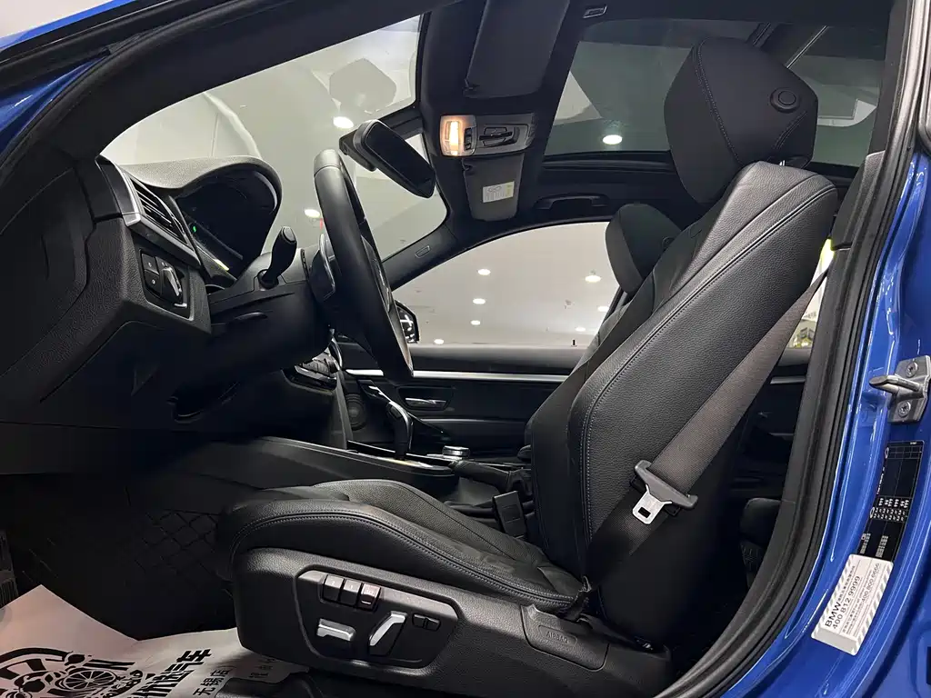 BMW 3 Series GT 2019 — фото 25