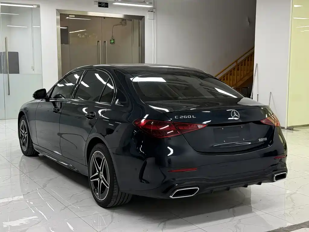 Mercedes-Benz C-Class 2022