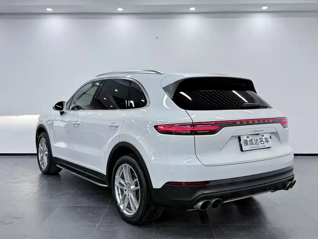 Porsche Cayenne 2018 — фото 5