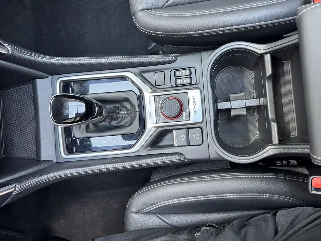 Subaru Forester 2024 — фото 22