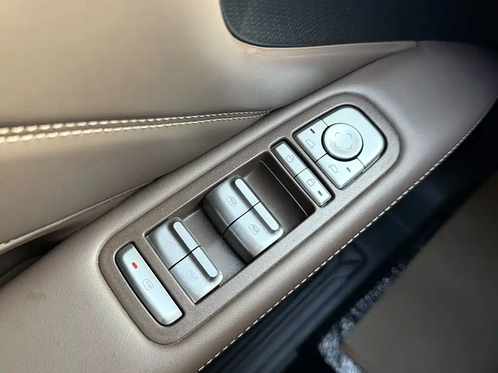 Wuling Starlight 730 New Energy 2025 — фото 23