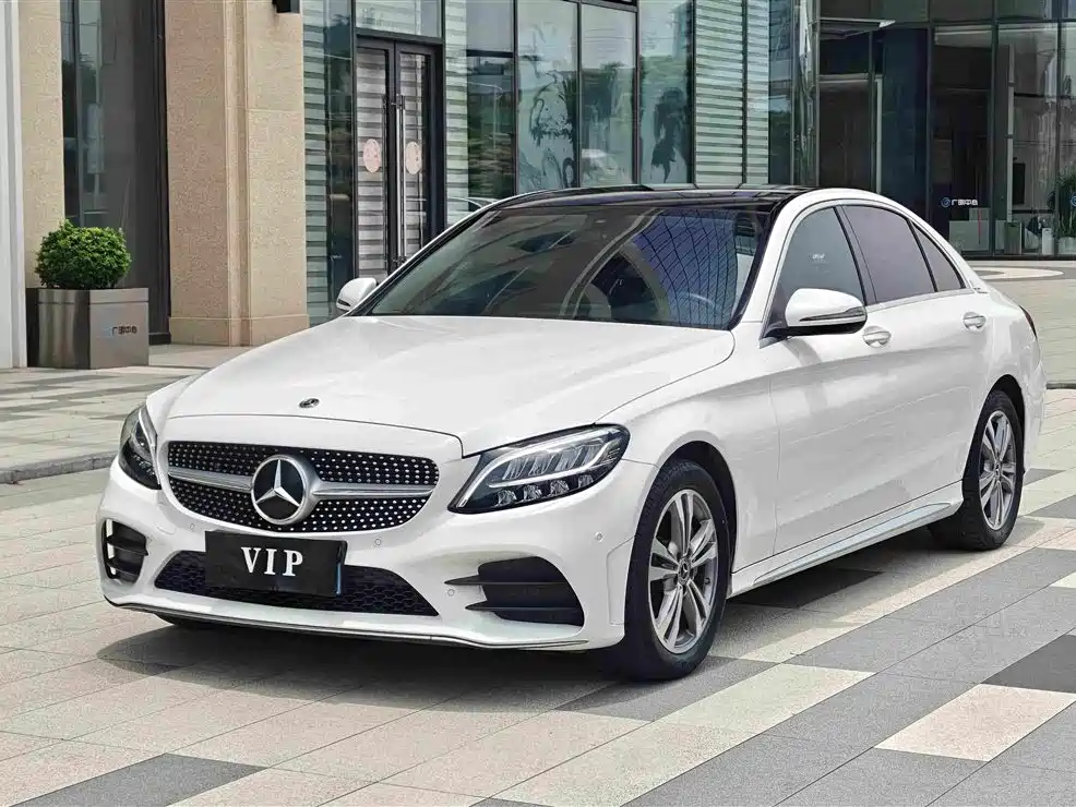 Mercedes-Benz C-Class 2021