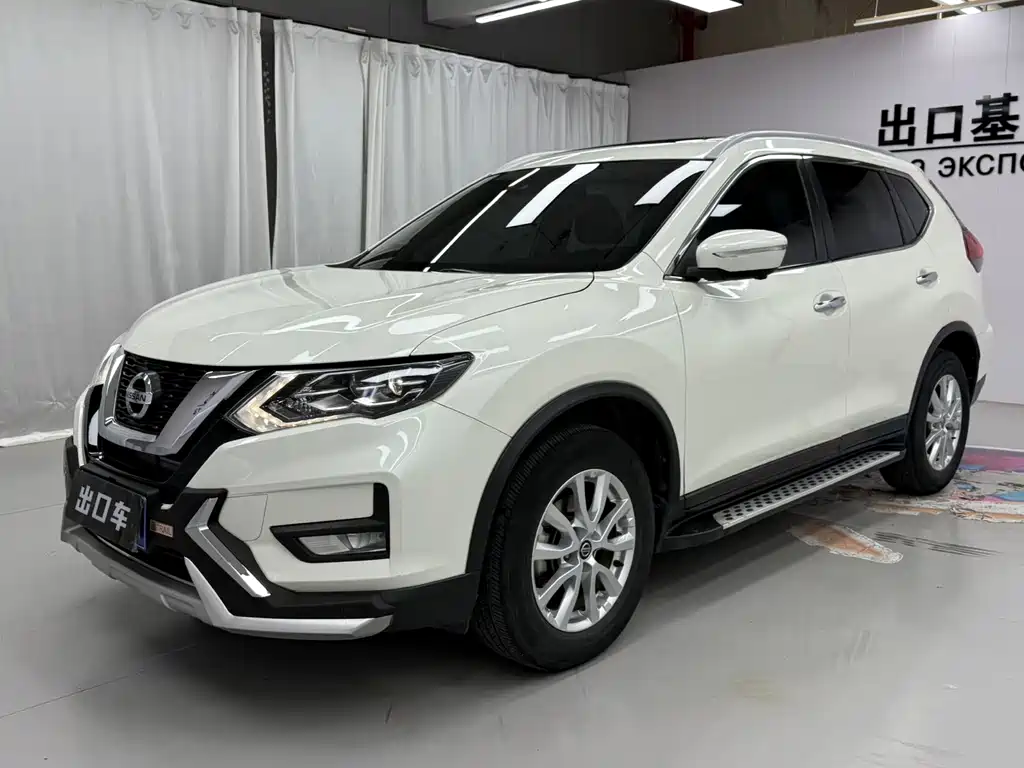 Nissan X-Trail 2021 — фото 1