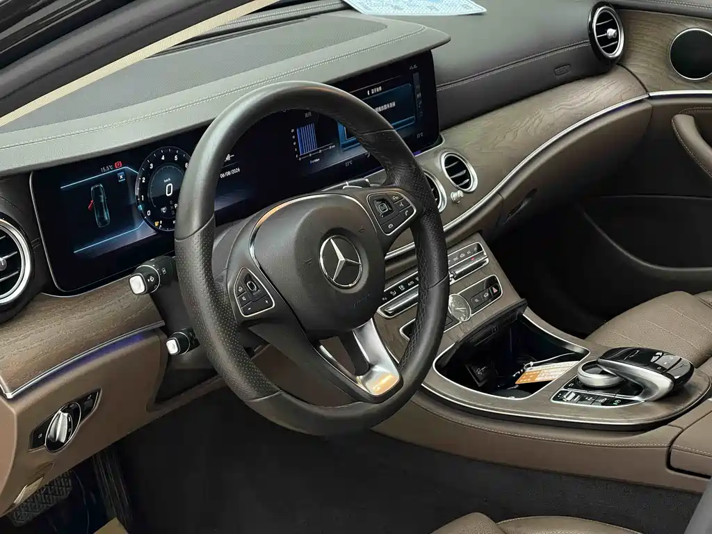 Mercedes-Benz E-Class 2018 — фото 5