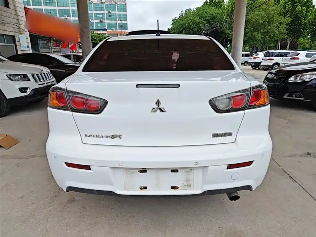 Mitsubishi Lancer EX 2015 — фото 6
