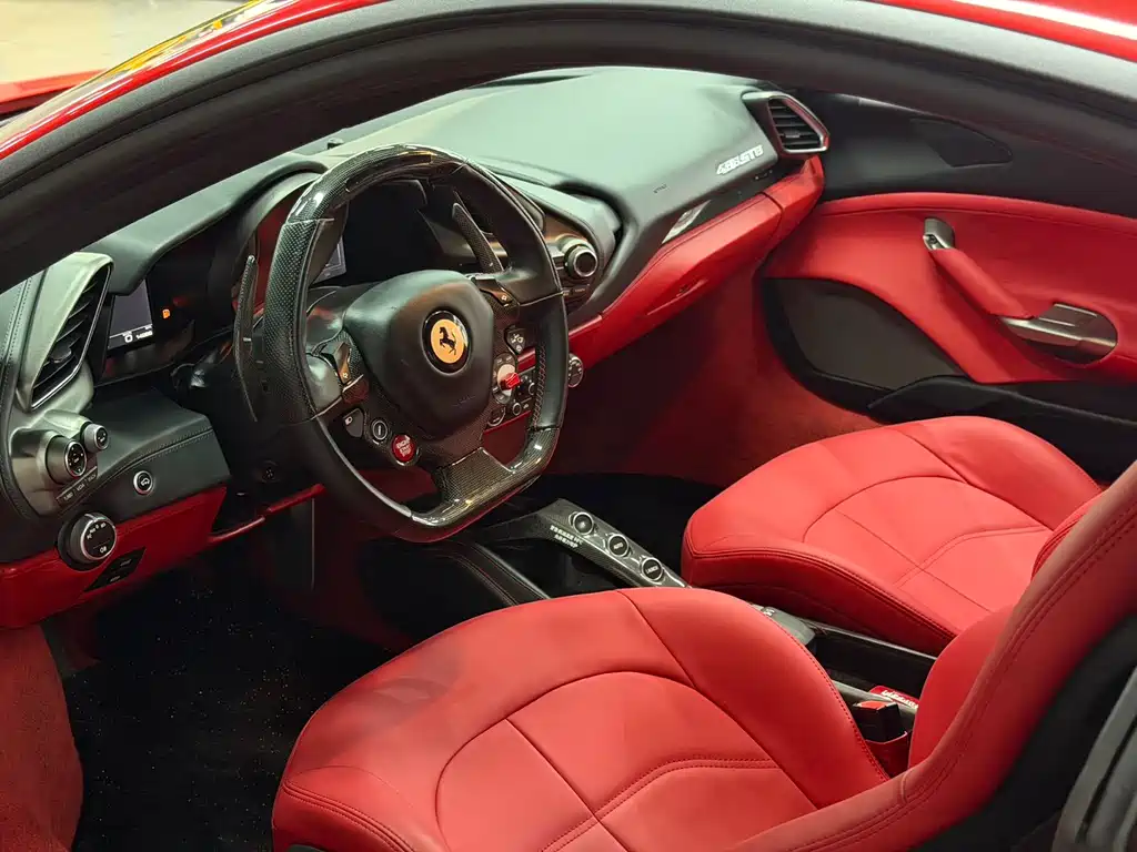Ferrari 488 2016 — фото 10