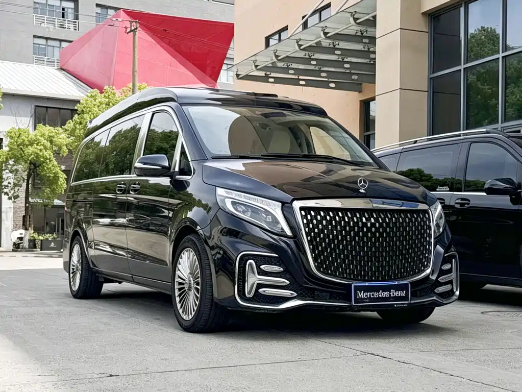 Mercedes-Benz V-Class 2022 — фото 3