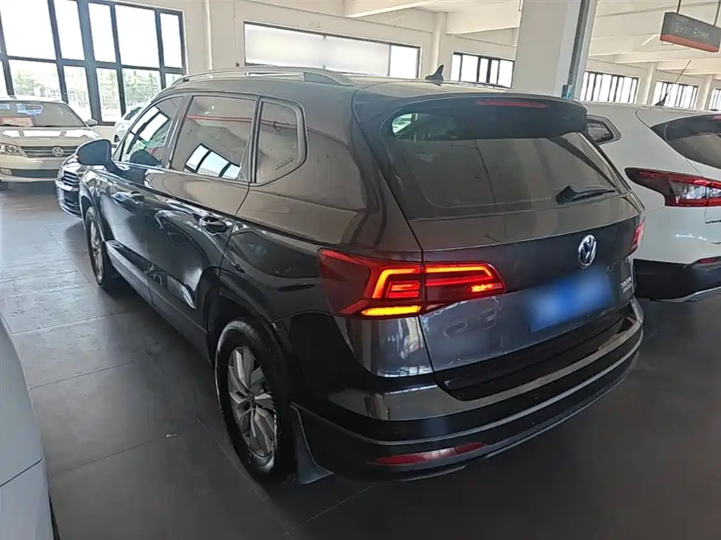 Volkswagen Tharu 2020 — фото 5