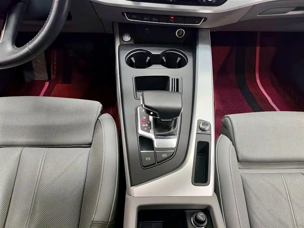 Audi A4L 2020 — фото 15