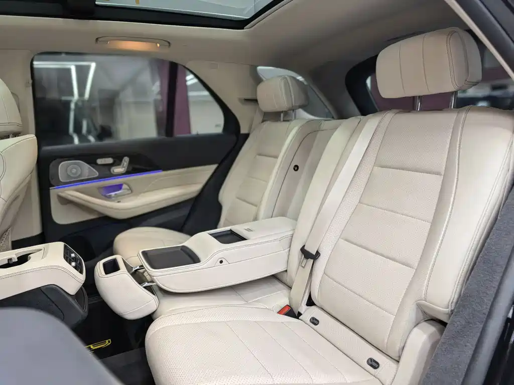 Mercedes-Benz GLE 2020 — фото 31
