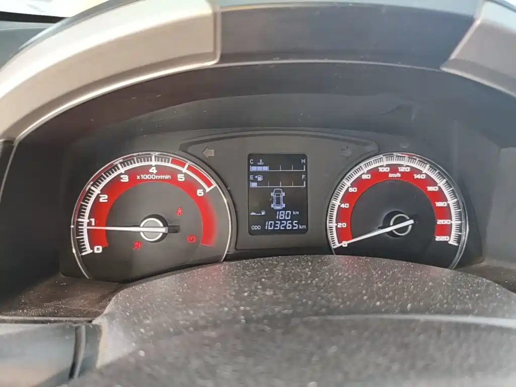 Isuzu Lingtuo 2019 — фото 12