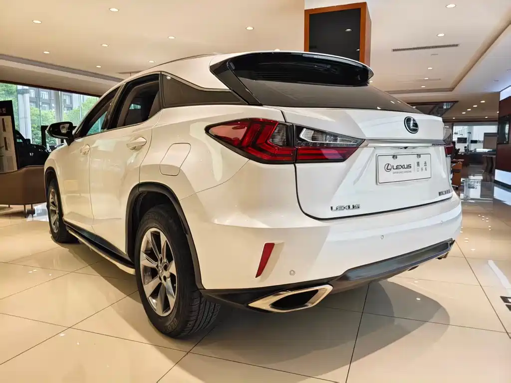 Lexus RX 2018 — фото 7