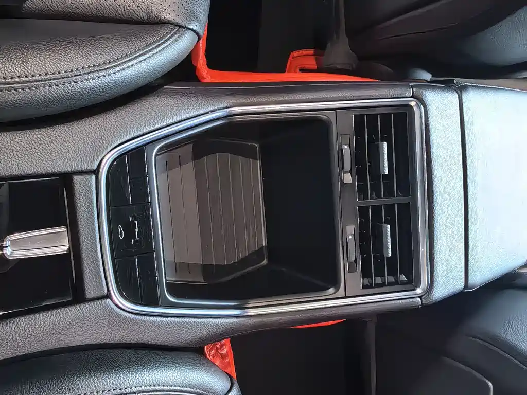 Porsche Panamera 2017 — фото 12