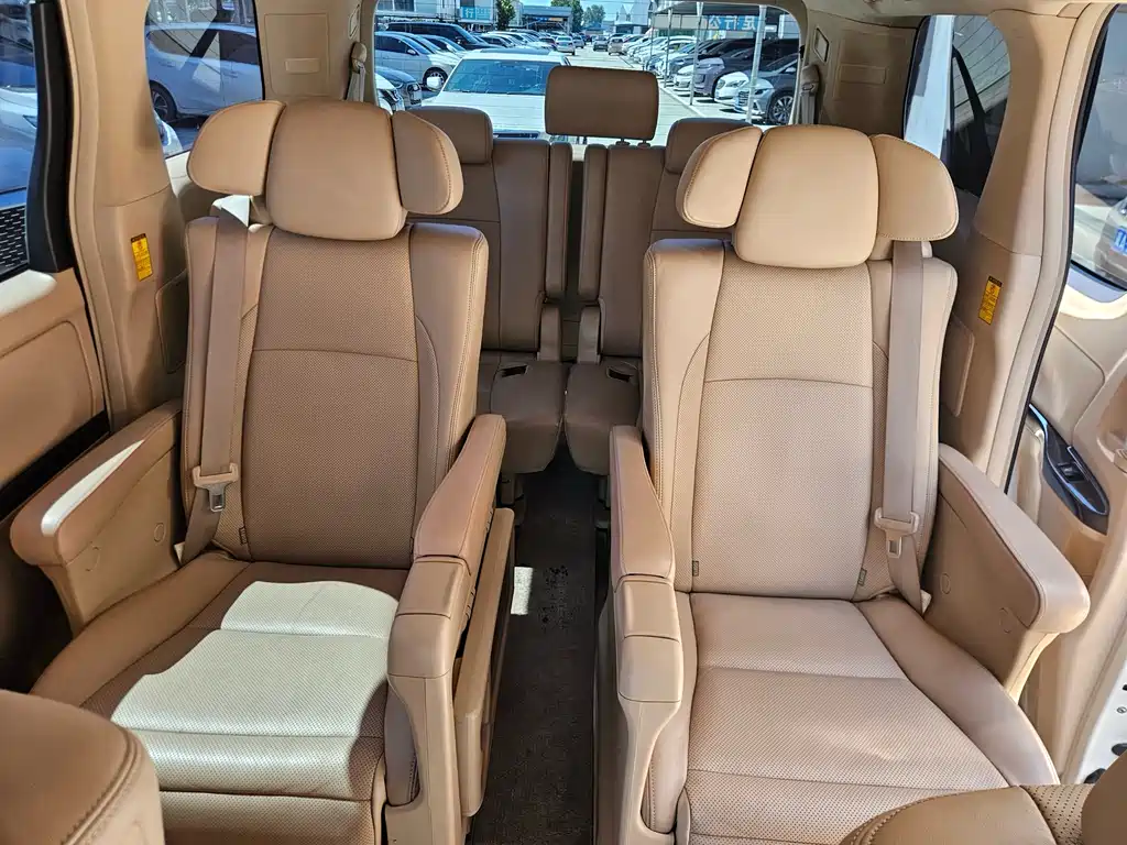 Toyota Alphard 2013 — фото 11
