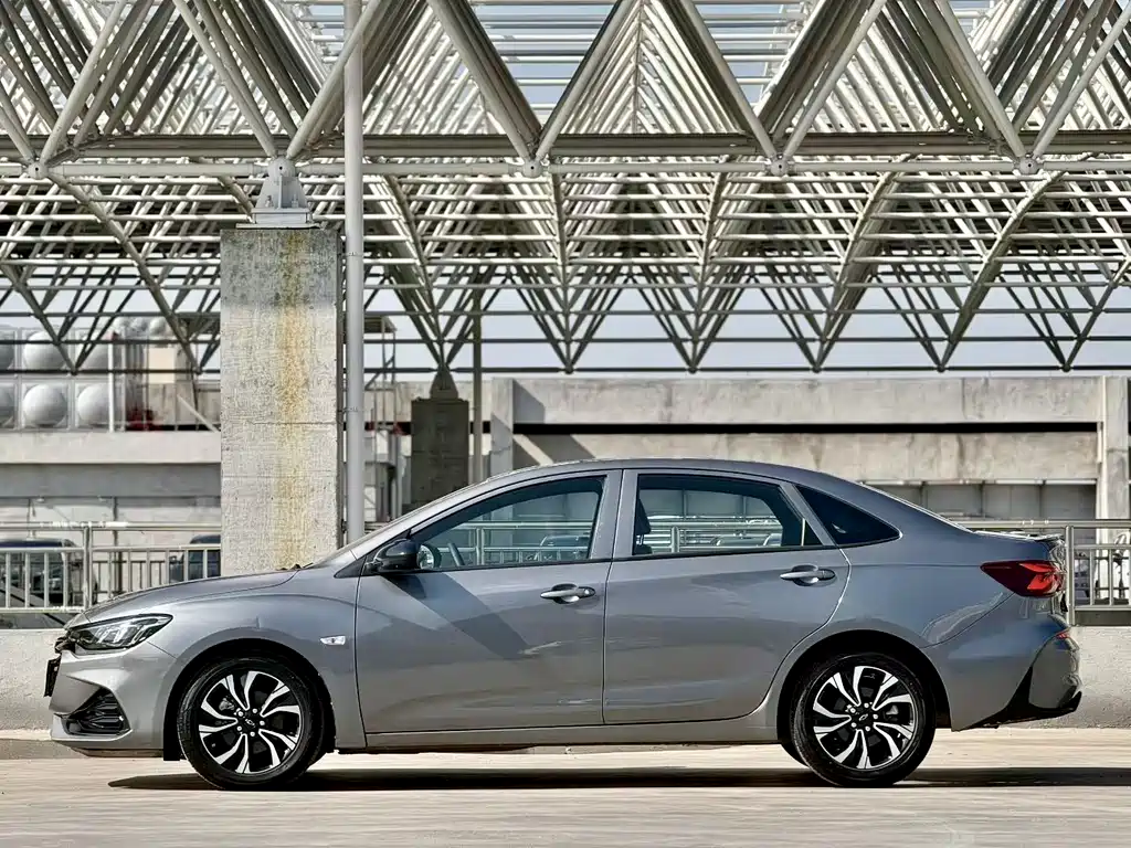 Chevrolet Cruze 2021 — фото 8