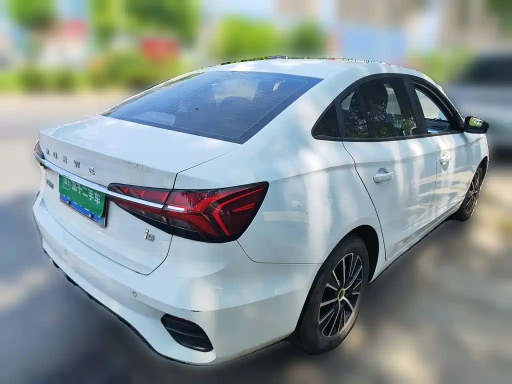 Roewe i5 2021 — фото 13