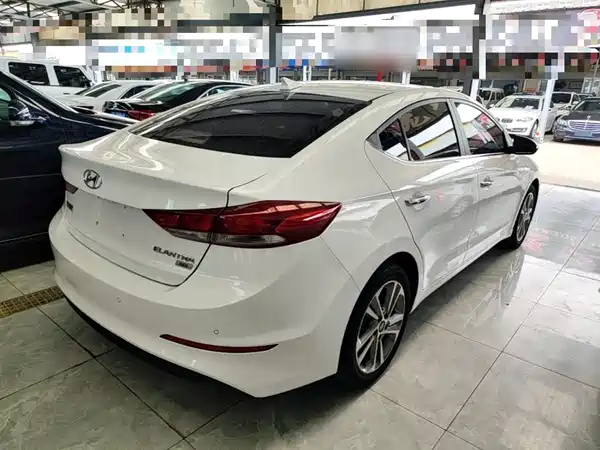 Hyundai Celesta 2016