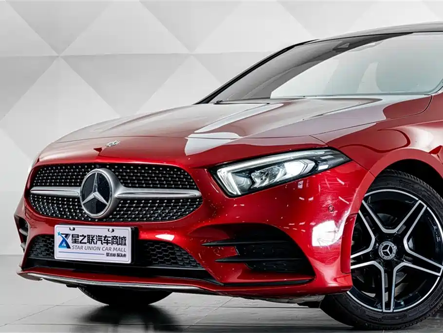 Mercedes-Benz A-Class 2019 — фото 2