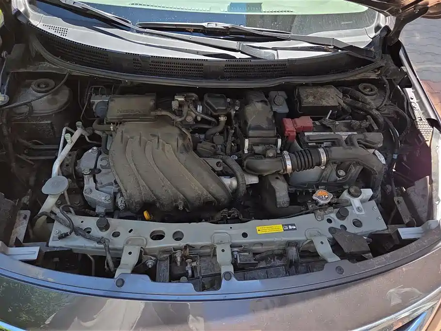 Nissan Sunny 2015 — фото 10