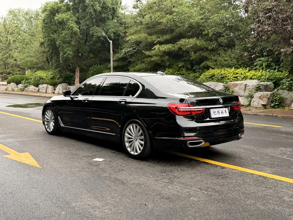 BMW 7 Series 2016 — фото 7