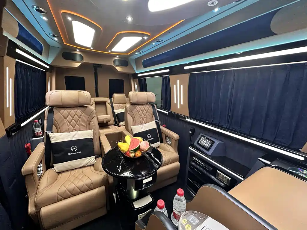 Mercedes-Benz Sprinter 2018 — фото 19