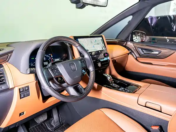 Toyota Vellfire 2024
