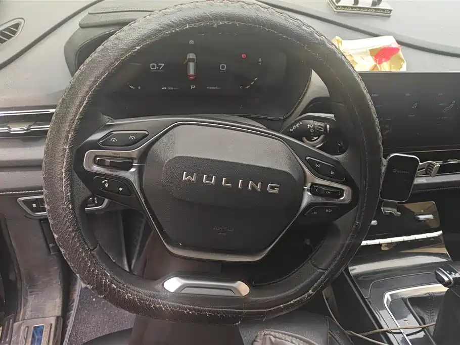 Wuling Victory 2022 — фото 15