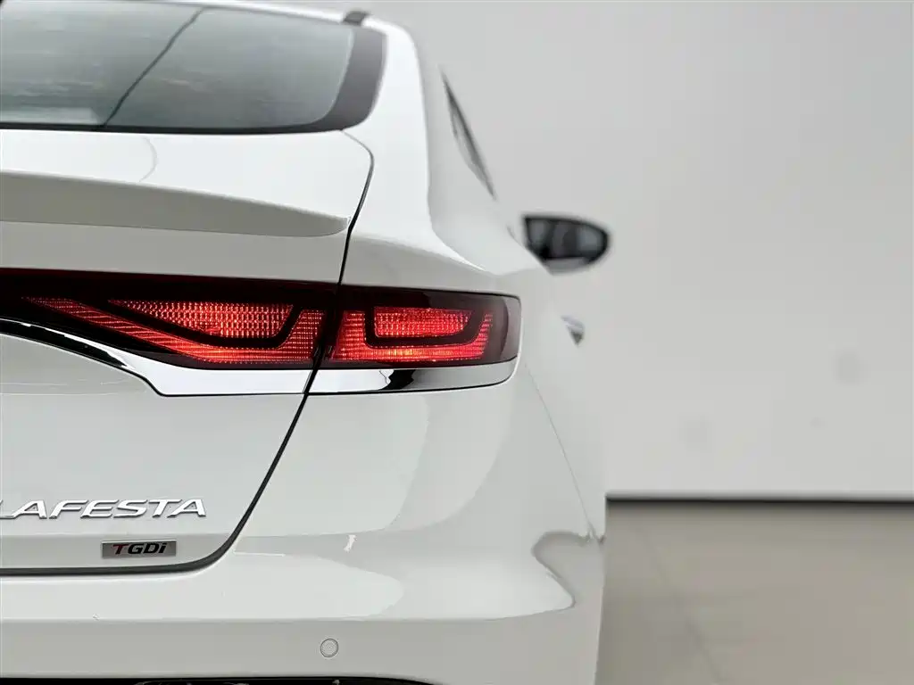 Hyundai Fista 2020 — фото 15