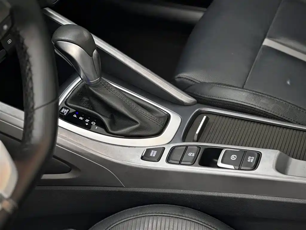 Hyundai Fista 2020 — фото 11