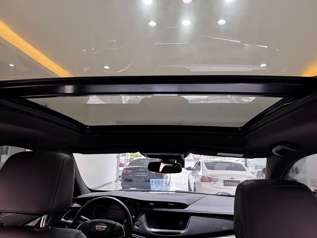 Cadillac XT5 2021 — фото 19