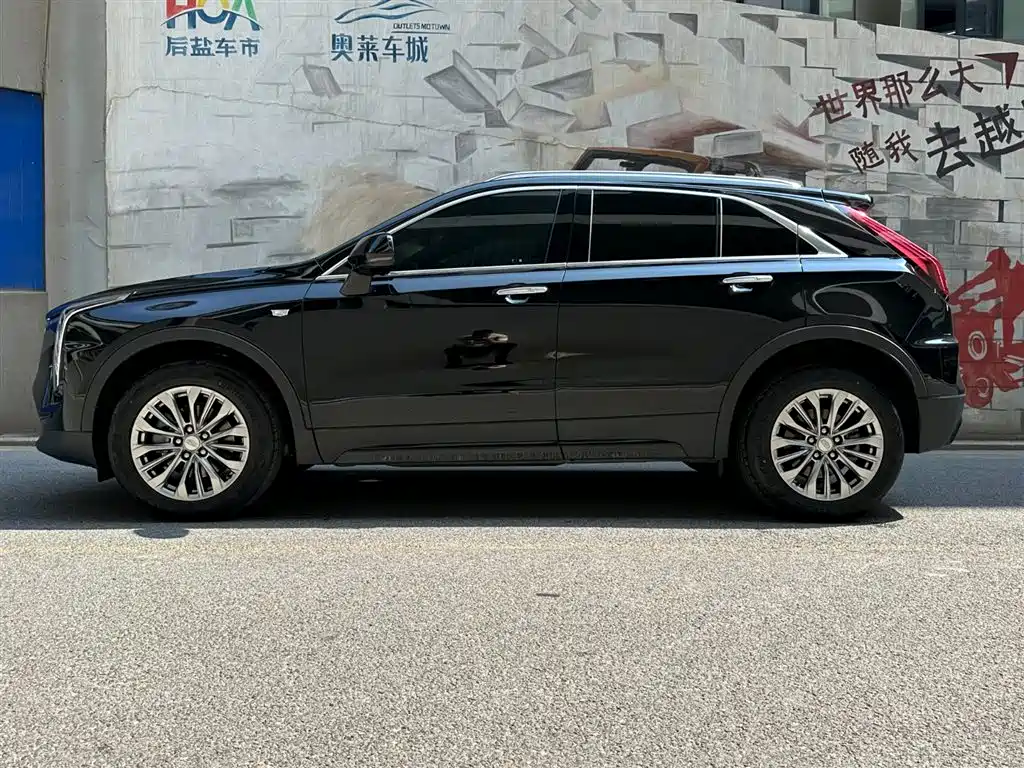 Cadillac XT4 2024
