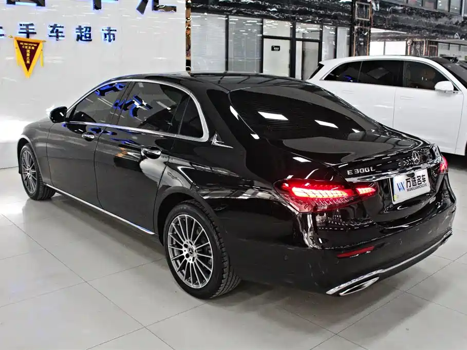 Mercedes-Benz E-Class 2020 — фото 14