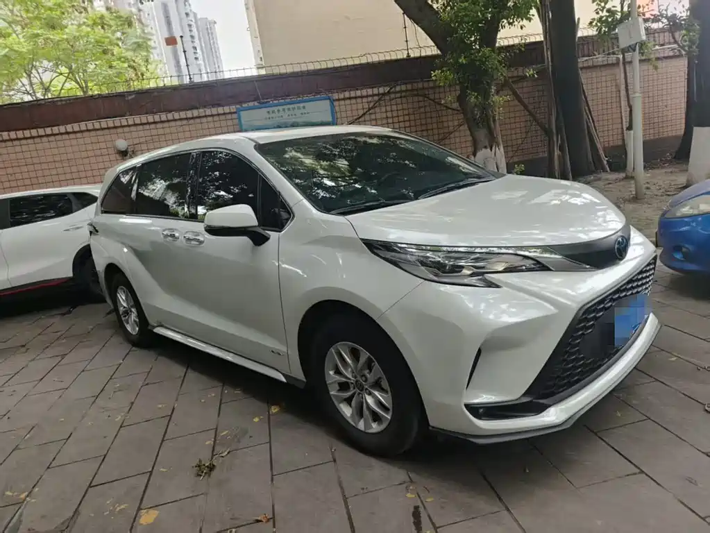 Toyota Sienna 2026