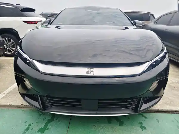 BYD Han 2025