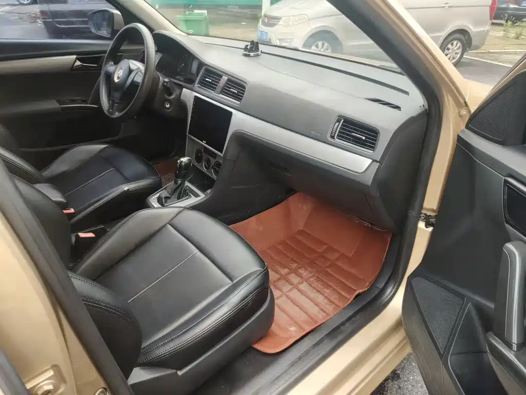 Volkswagen Lavida 2013