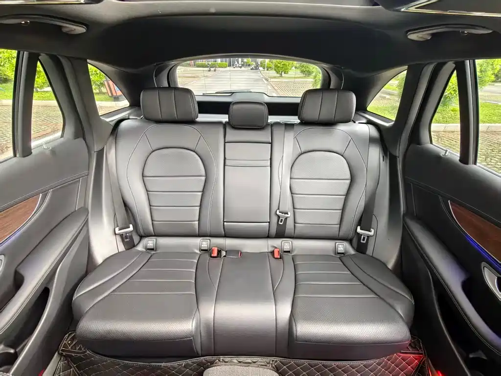 Mercedes-Benz GLC 2019 — фото 19