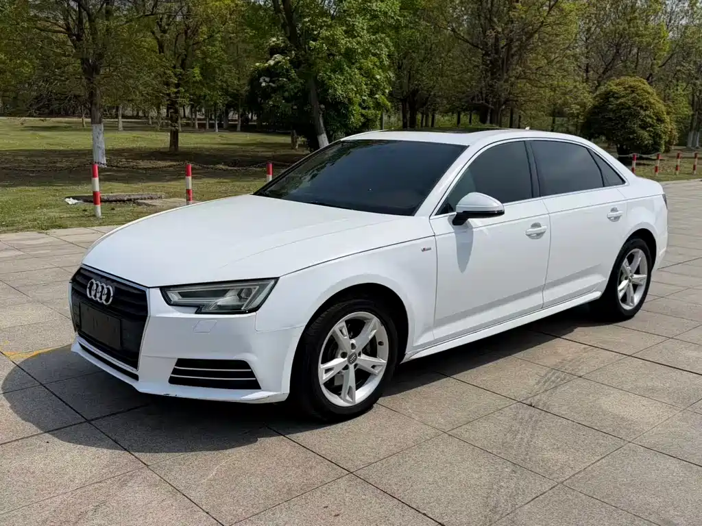 Audi A4L 2017 — фото 3