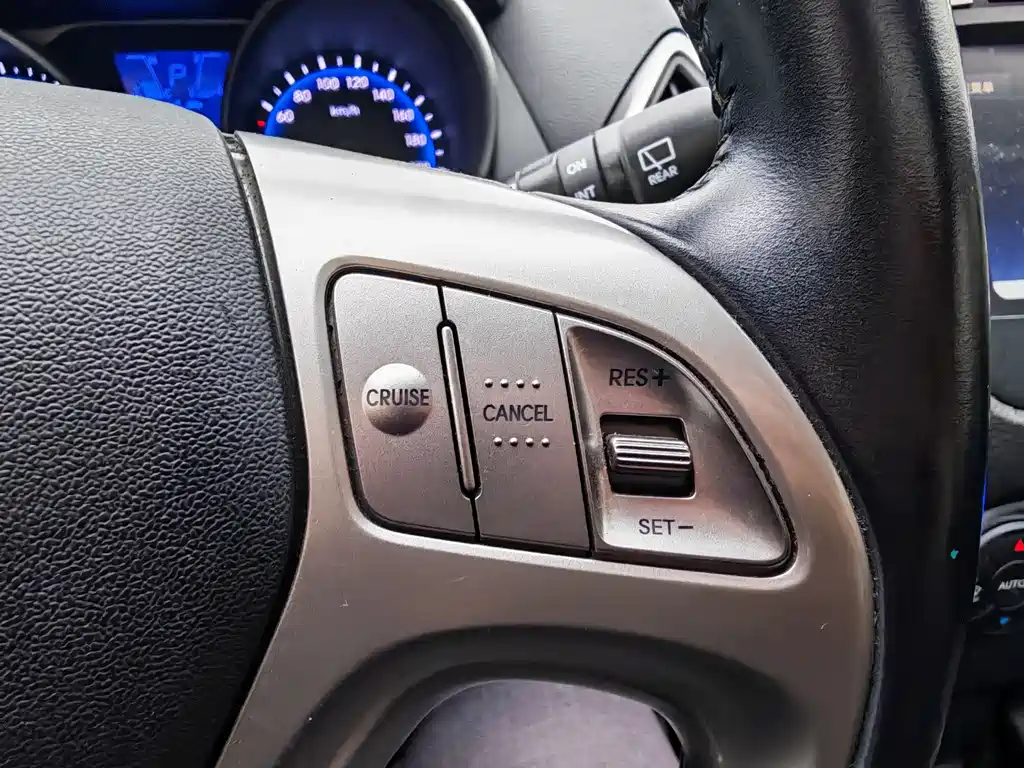 Hyundai ix35 2014 — фото 16