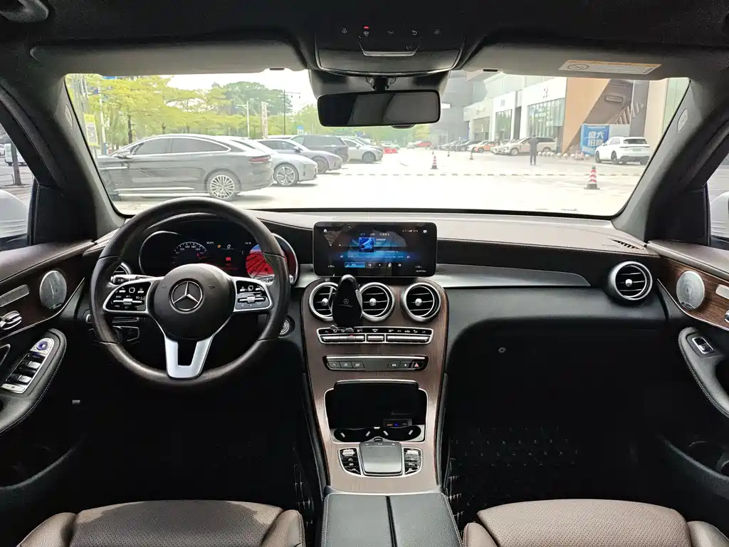 Mercedes-Benz GLC 2020
