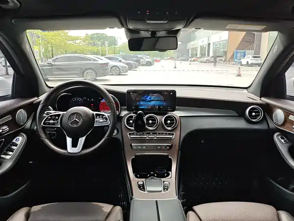 Mercedes-Benz GLC 2020