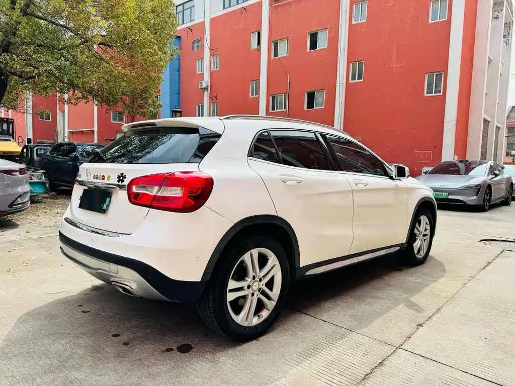 Mercedes-Benz GLA 2016 — фото 6