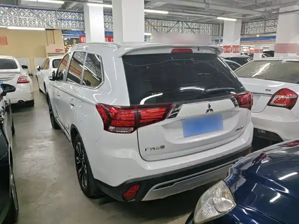 Mitsubishi Outlander 2019