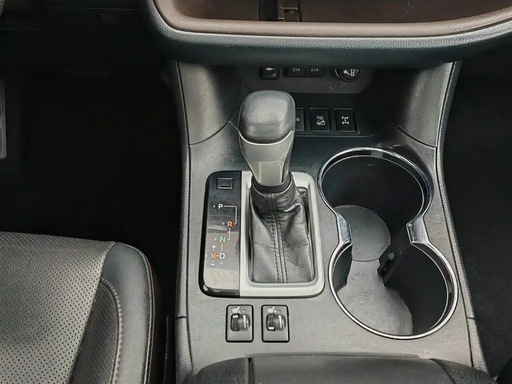 Toyota Highlander 2019 — фото 13