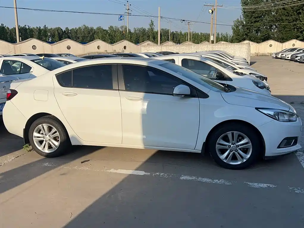 Chevrolet Cruze 2015 — фото 4