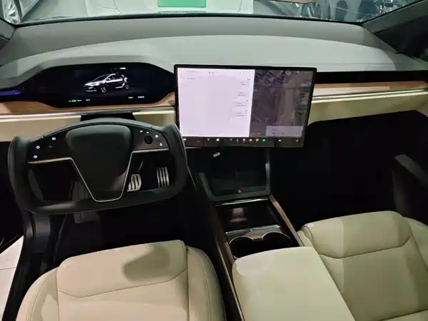 Tesla Model X 2023